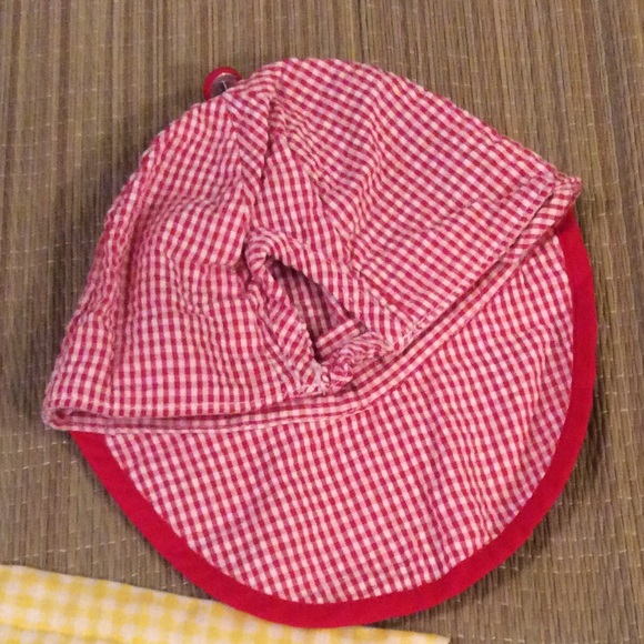 Shortall and cap - Picture 4 of 4